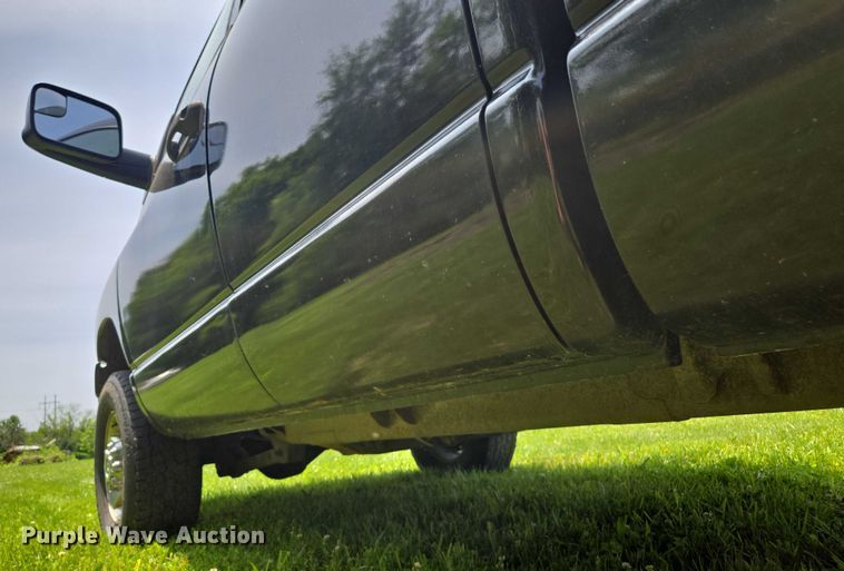 image for item EQ6558 2007 Dodge Ram 2500 Quad Cab pickup truck