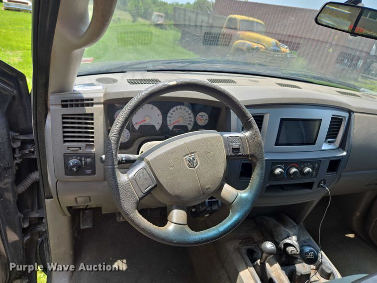 image for item EQ6558 2007 Dodge Ram 2500 Quad Cab pickup truck