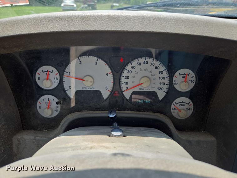 image for item EQ6558 2007 Dodge Ram 2500 Quad Cab pickup truck