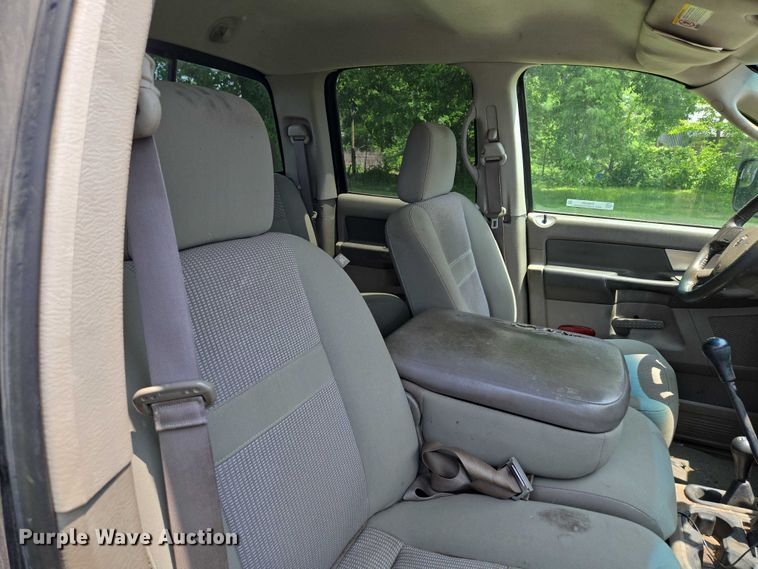 image for item EQ6558 2007 Dodge Ram 2500 Quad Cab pickup truck