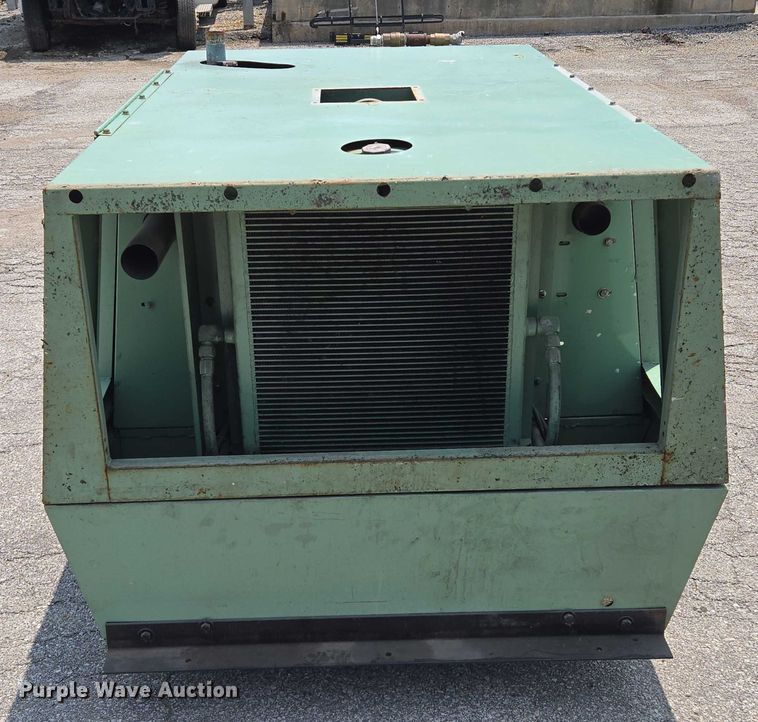 image for item EQ6560 Sullair 250 air compressor