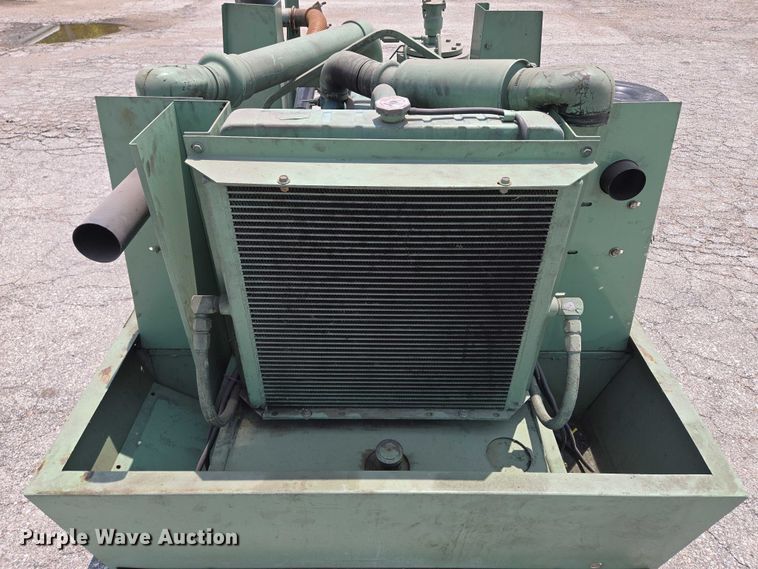 image for item EQ6560 Sullair 250 air compressor