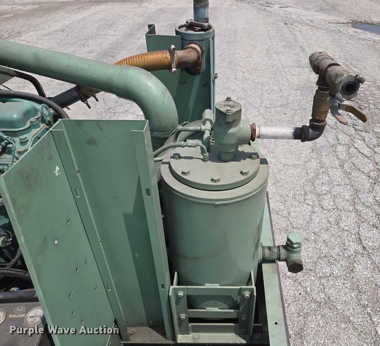 image for item EQ6560 Sullair 250 air compressor