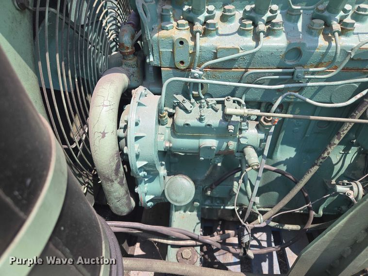 image for item EQ6560 Sullair 250 air compressor