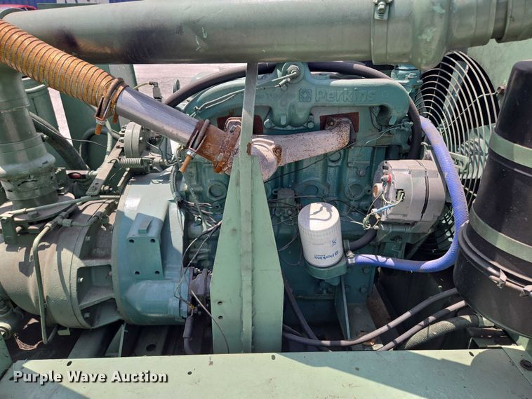 image for item EQ6560 Sullair 250 air compressor