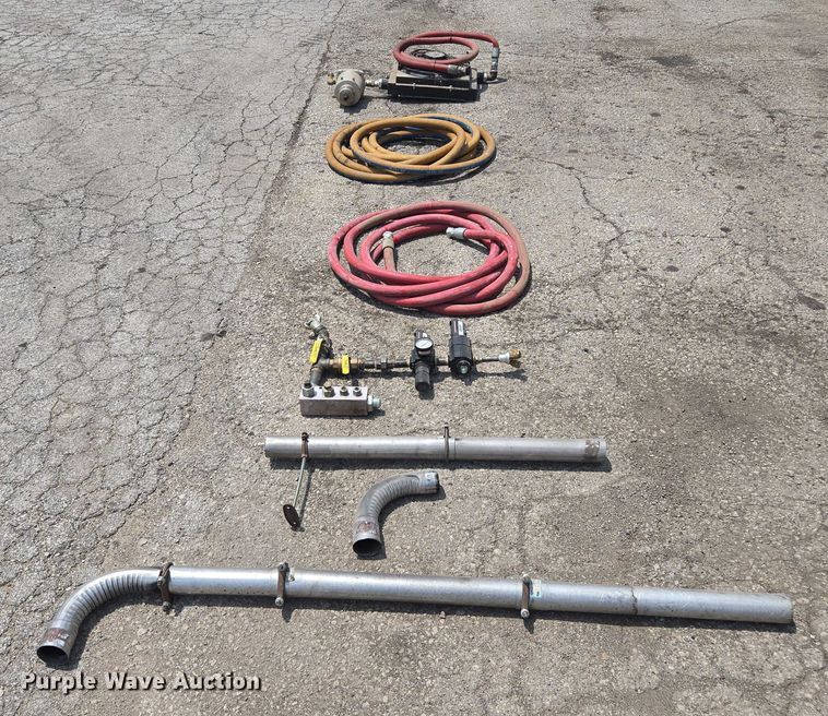 image for item EQ6560 Sullair 250 air compressor