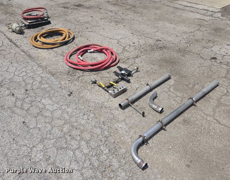 image for item EQ6560 Sullair 250 air compressor