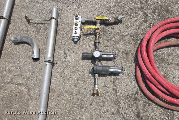 image for item EQ6560 Sullair 250 air compressor