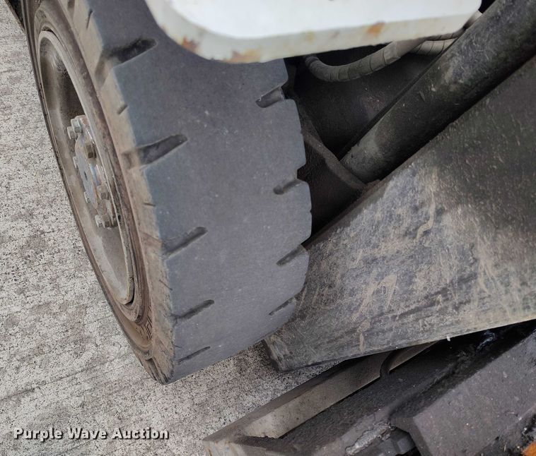 image for item IP9614 2016 UniCarriers PF50 forklift