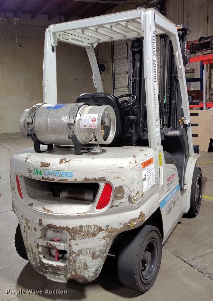 image for item IP9615 2015 Nissan PF60 forklift