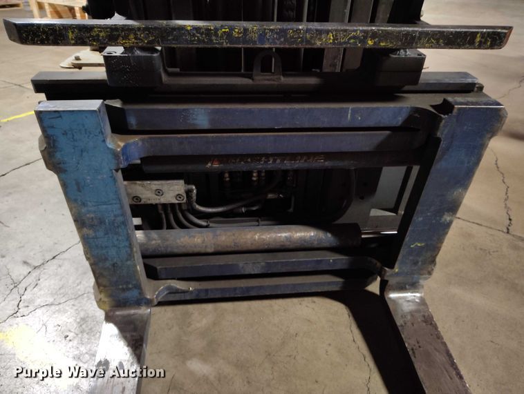 image for item IP9615 2015 Nissan PF60 forklift