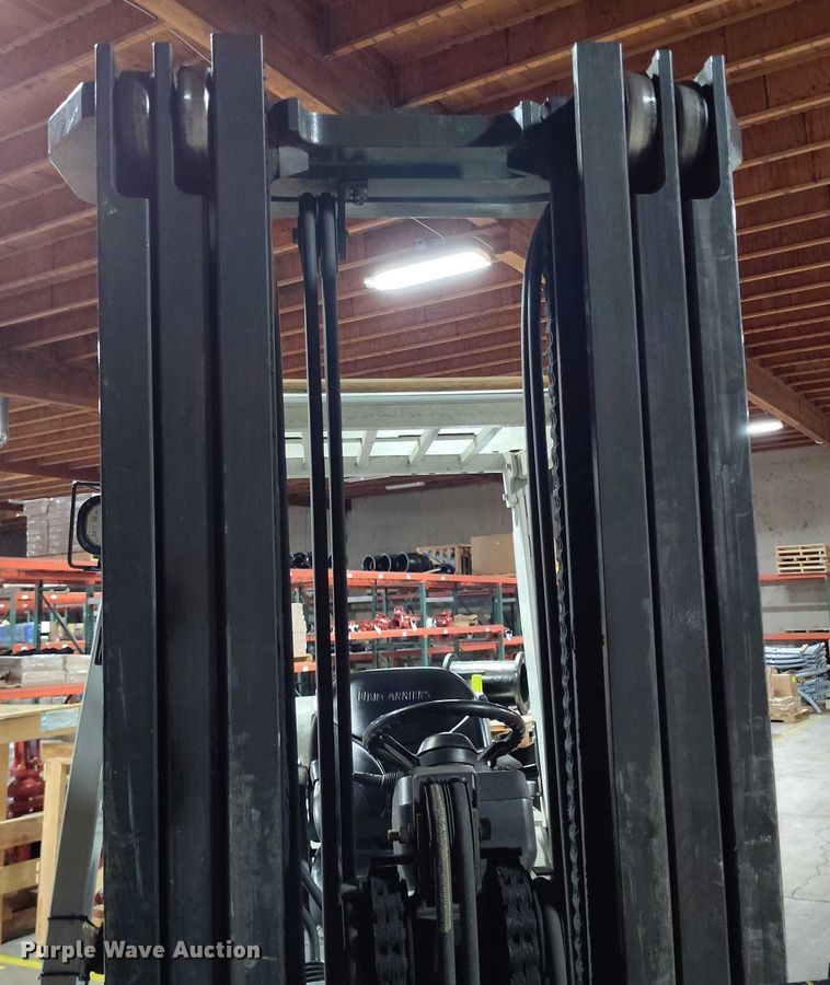 image for item IP9615 2015 Nissan PF60 forklift