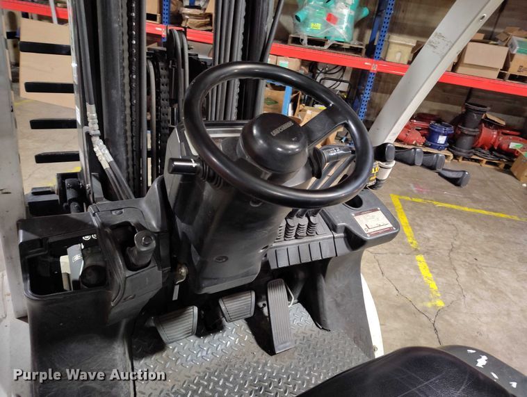 image for item IP9615 2015 Nissan PF60 forklift