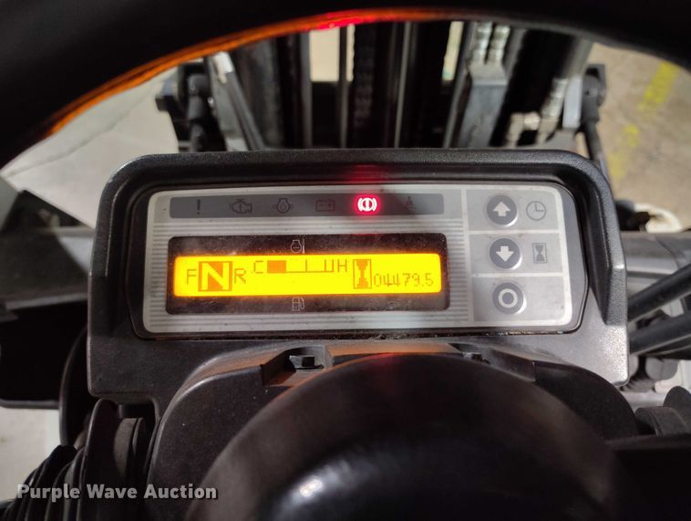 image for item IP9615 2015 Nissan PF60 forklift