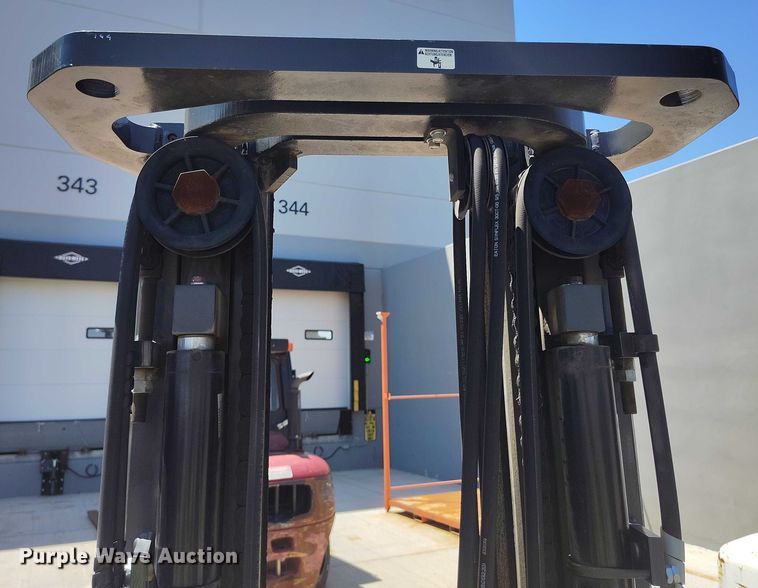 image for item IP9616 2018 UniCarriers PF70 forklift