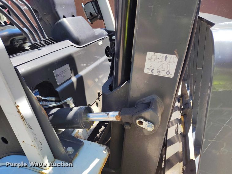 image for item IP9616 2018 UniCarriers PF70 forklift