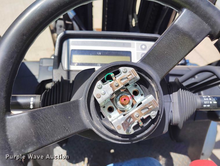 image for item IP9616 2018 UniCarriers PF70 forklift