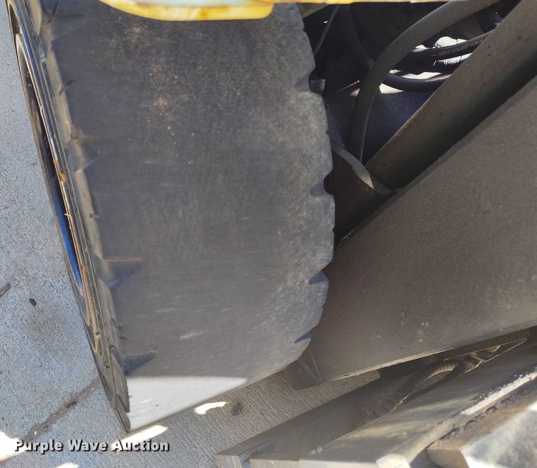 image for item IP9616 2018 UniCarriers PF70 forklift