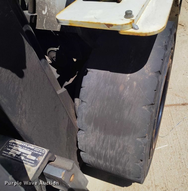 image for item IP9616 2018 UniCarriers PF70 forklift