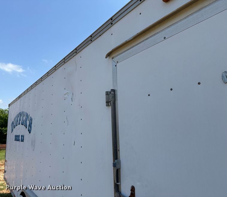 image for item MY9900 2001 United Expressline toy hauler camper