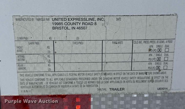 image for item MY9900 2001 United Expressline toy hauler camper