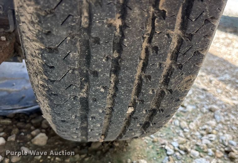 image for item YA0521 2019 Lark United Manufacturing LLC VT612SA enclosed cargo trailer