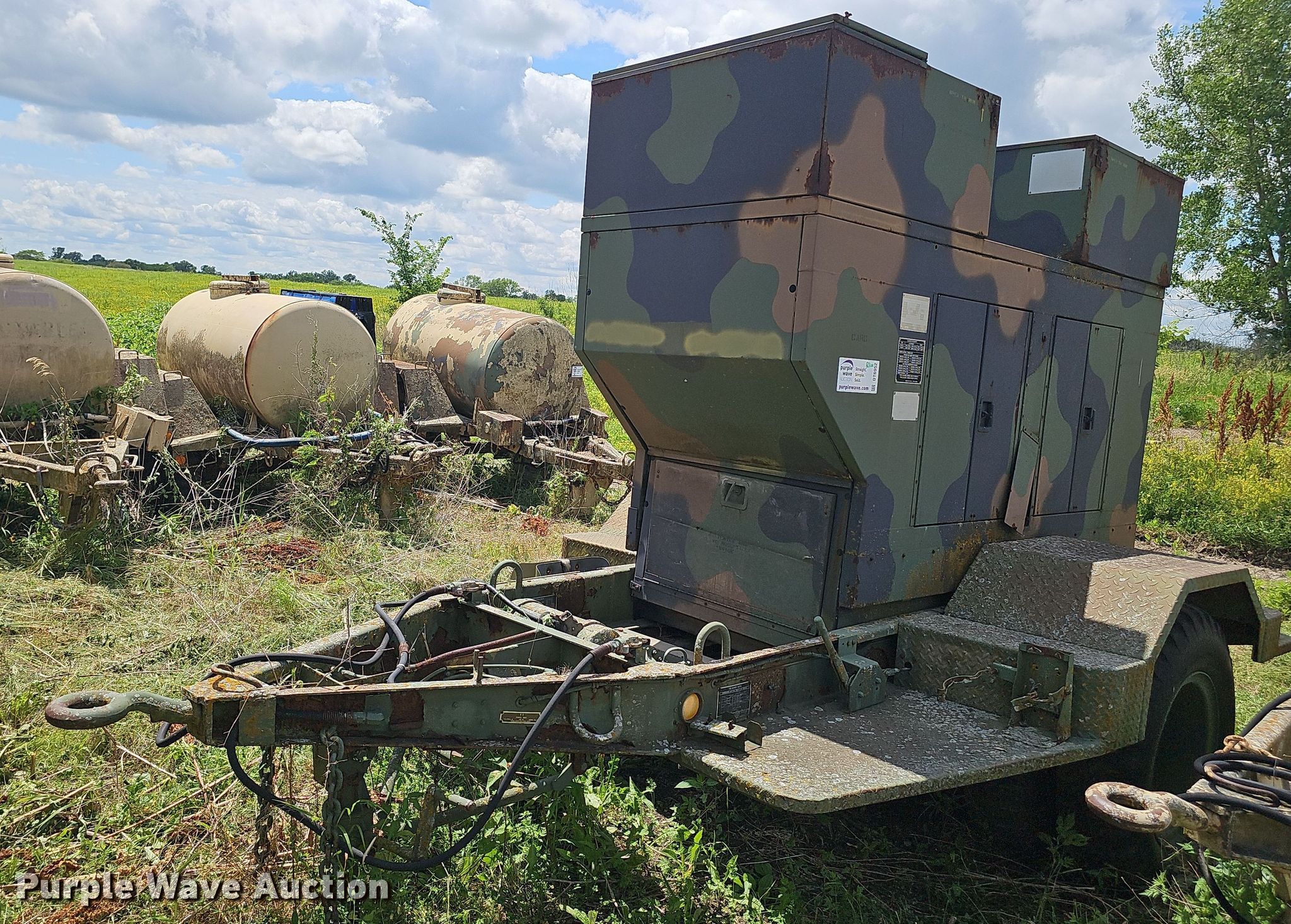 1986 John R. Hollingsworth Co. MEP-004A generator in Whiting, KS