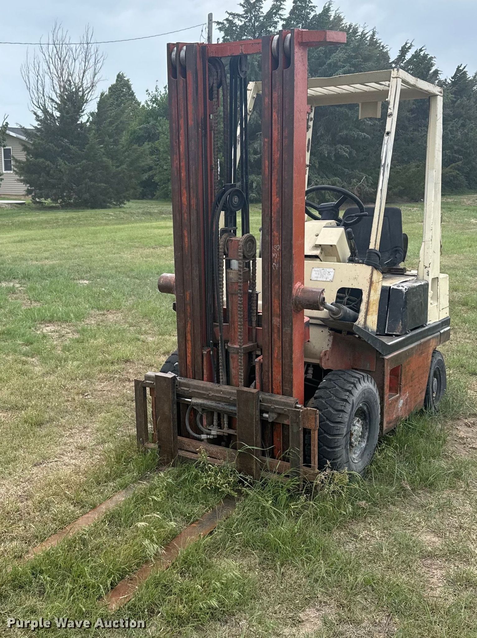 Nissan PH01A15V forklift in Oakley, KS | Item EG6543 for