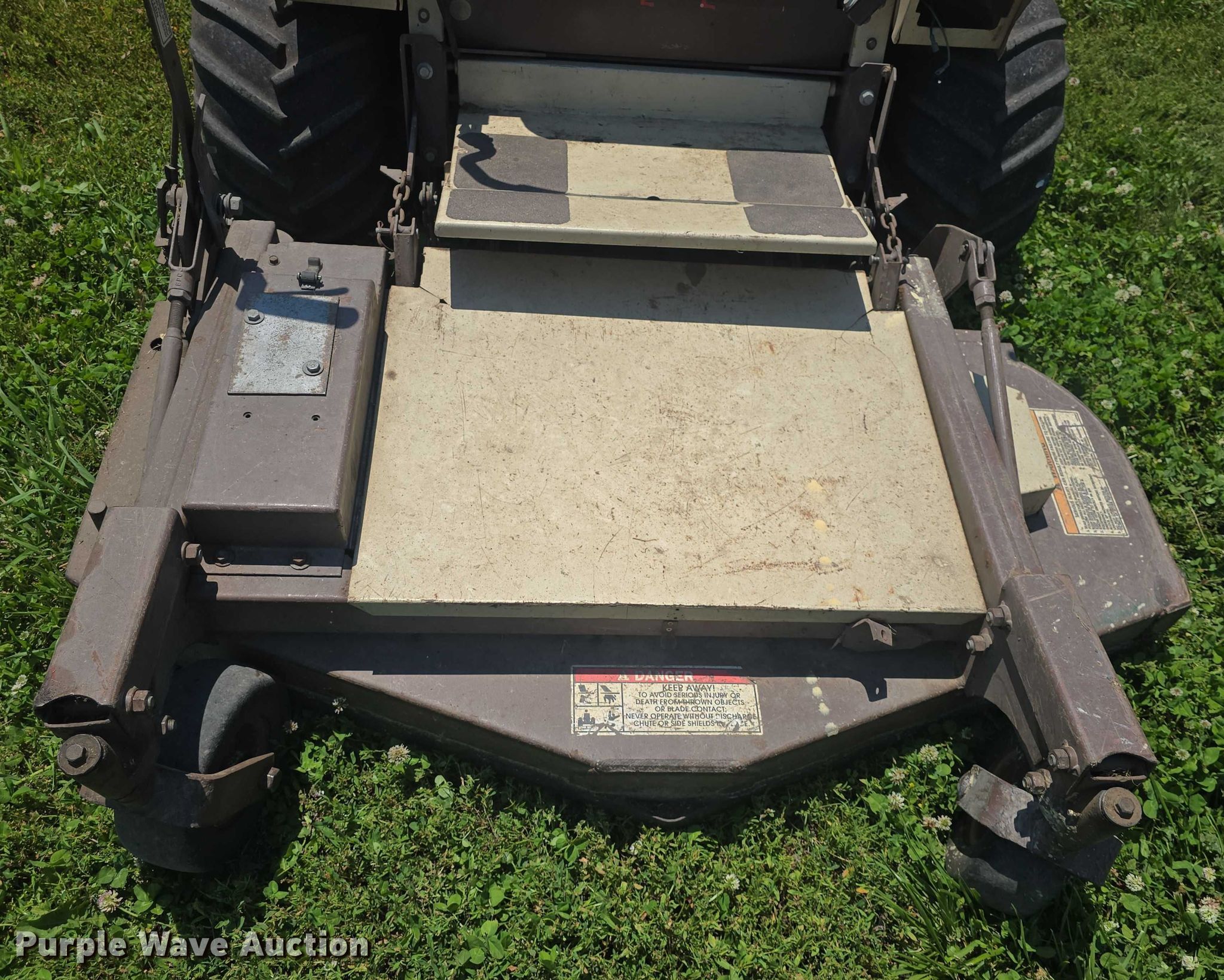 2002 Grasshopper 721D ZTR lawn mower in Leonardville, KS | Item