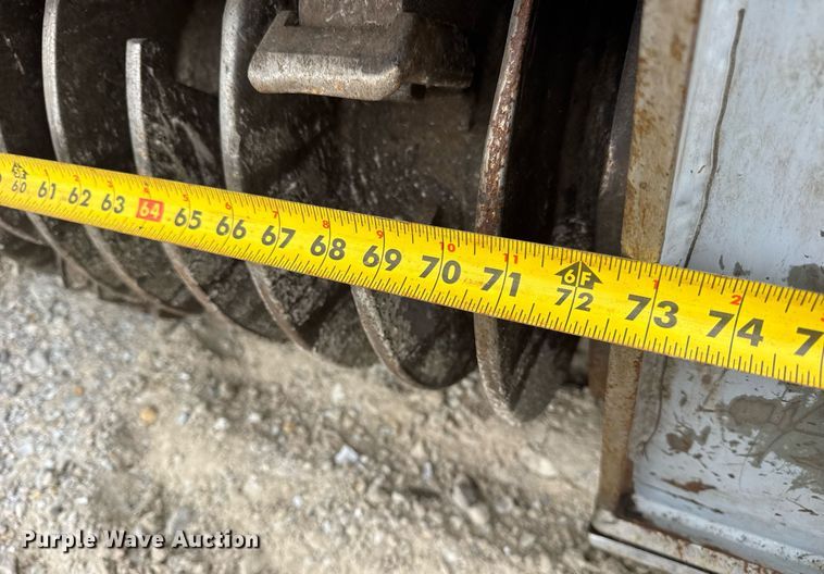 image for item DH9982 2018 Rayco C200 mulcher