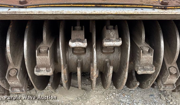 image for item DH9982 2018 Rayco C200 mulcher