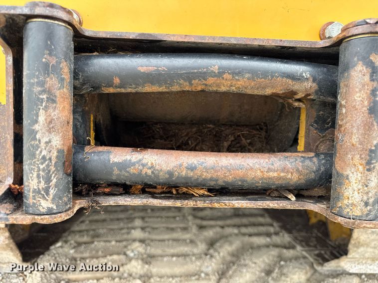 image for item DH9982 2018 Rayco C200 mulcher