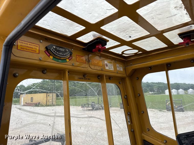 image for item DH9982 2018 Rayco C200 mulcher