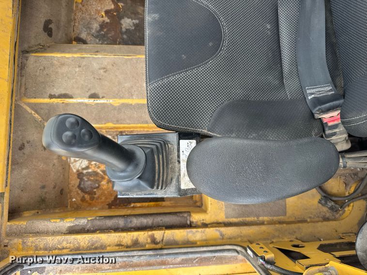 image for item DH9982 2018 Rayco C200 mulcher