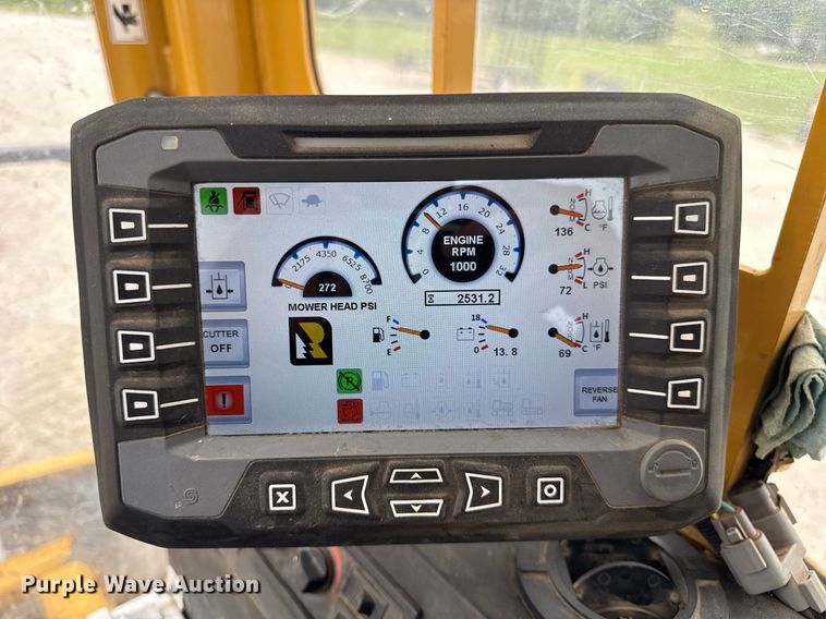 image for item DH9982 2018 Rayco C200 mulcher