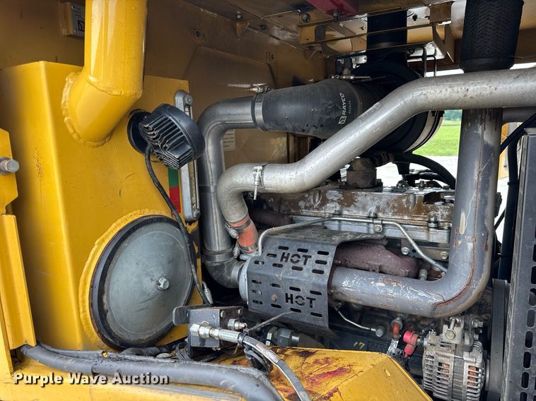 image for item DH9982 2018 Rayco C200 mulcher