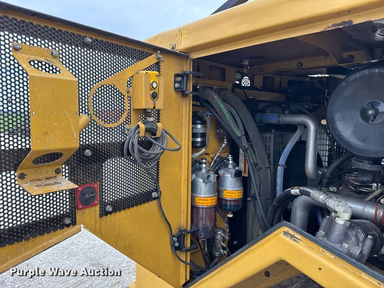 image for item DH9982 2018 Rayco C200 mulcher