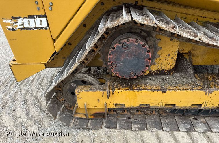 image for item DH9982 2018 Rayco C200 mulcher