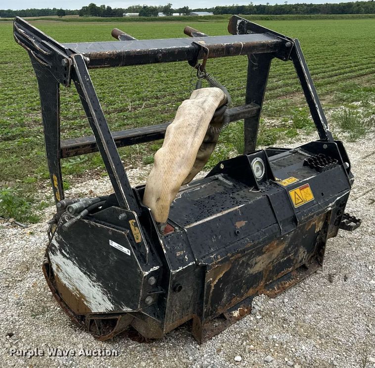 image for item DH9983 2020 Caterpillar HM415C skid steer mulcher