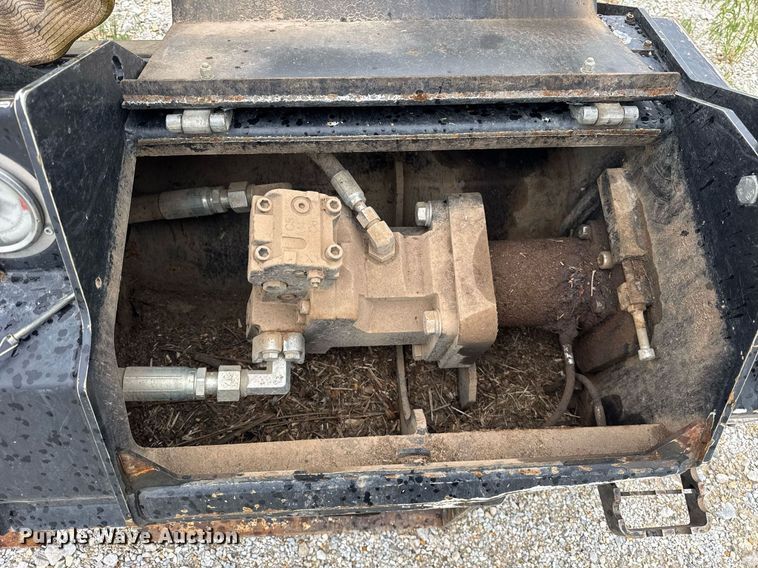 image for item DH9983 2020 Caterpillar HM415C skid steer mulcher