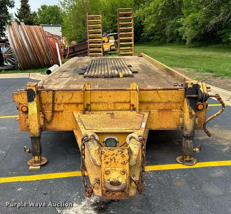 image for item DH9987 2005 Belshe equipment trailer