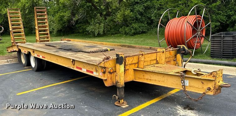 image for item DH9987 2005 Belshe equipment trailer