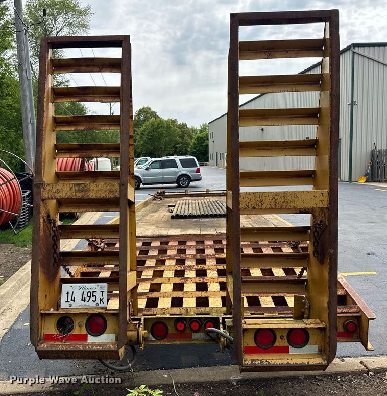 image for item DH9987 2005 Belshe equipment trailer