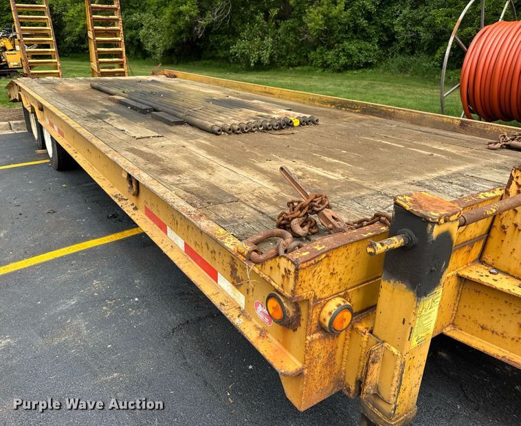 image for item DH9987 2005 Belshe equipment trailer