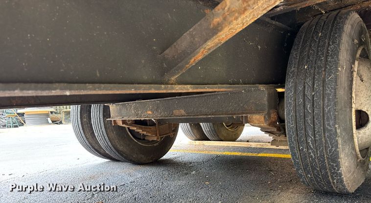 image for item DH9987 2005 Belshe equipment trailer