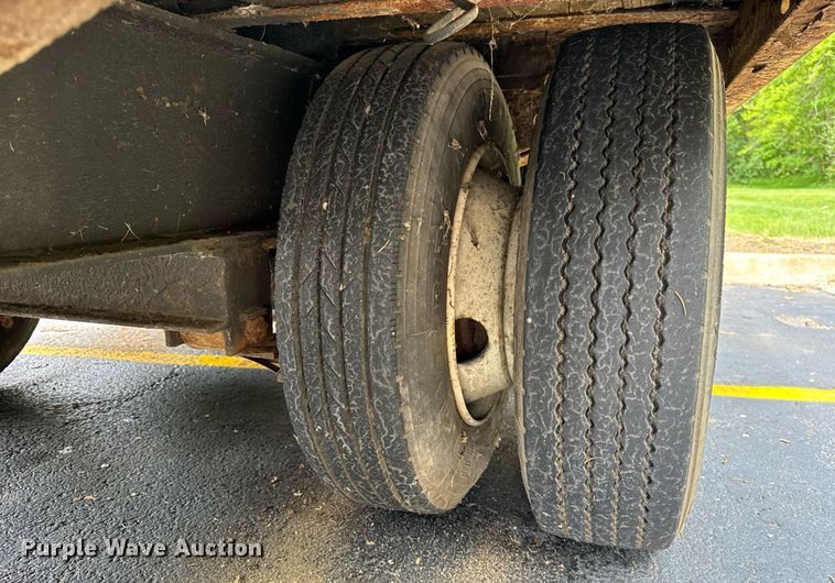 image for item DH9987 2005 Belshe equipment trailer