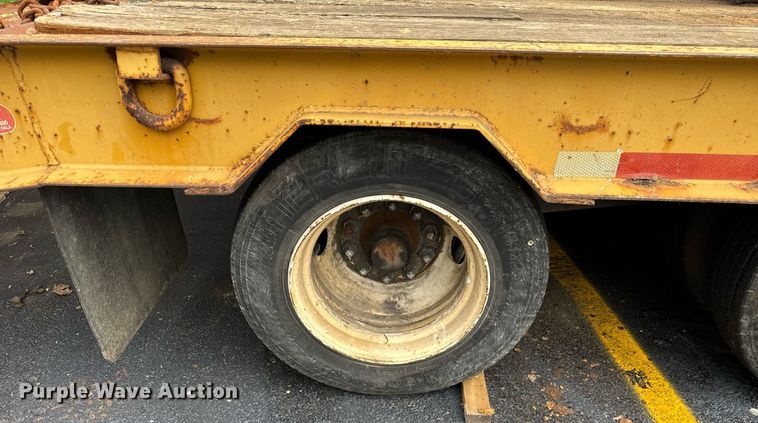 image for item DH9987 2005 Belshe equipment trailer