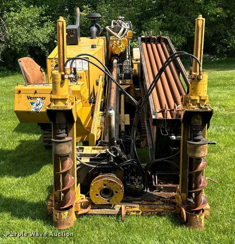 image for item DH9988 2004 Vermeer D24X40A directional boring unit