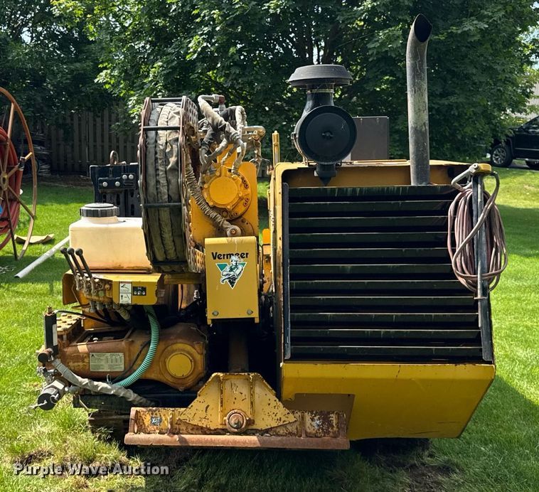 image for item DH9988 2004 Vermeer D24X40A directional boring unit