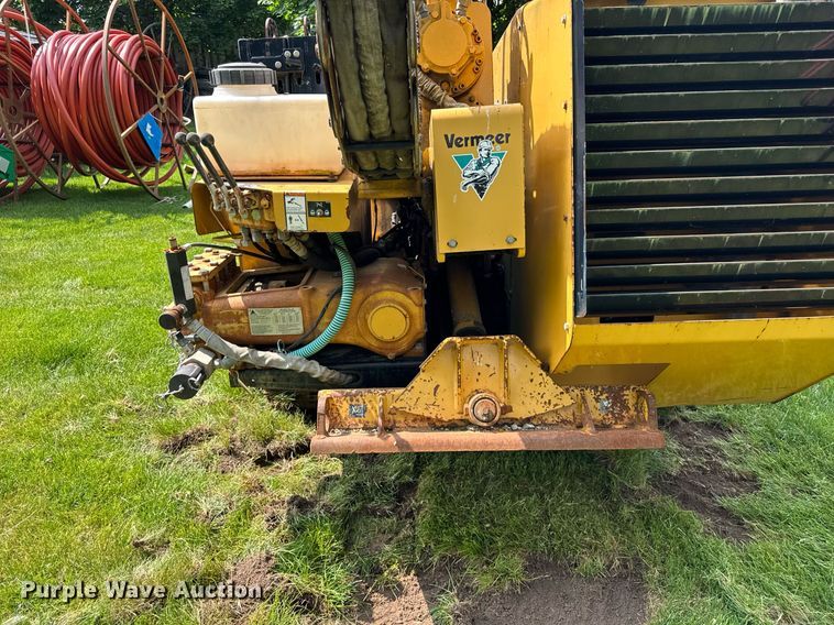image for item DH9988 2004 Vermeer D24X40A directional boring unit